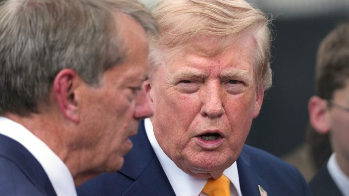 Trump’s own trade chief downplays the Canada tariffs he’s escalating: ‘We don’t actually expect a huge impact’