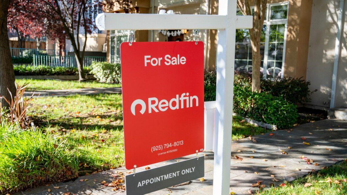 Redfin ordered to reinstate listings, hire staff for the service under FTC settlement in Zillow case