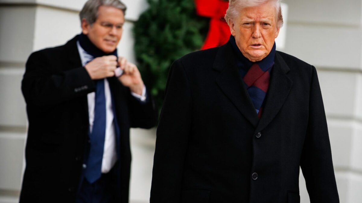 Trump plans to grow his way out of $40 trillion debt crisis—it’s a ‘fantastic story’ but virtually impossible, says top budget economist