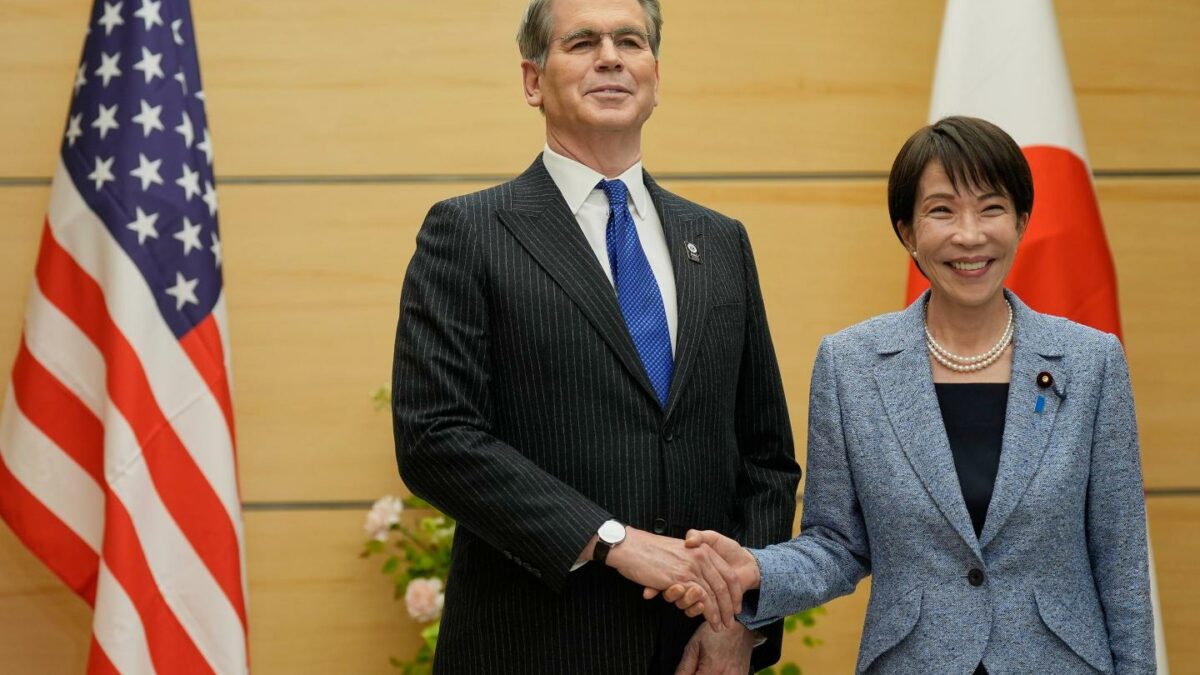 Scott Bessent, US treasury secretary, left, and Sanae Takaichi, Japan's prime minister, at the prime minister's office in Tokyo, Japan, on Tuesday, May 12, 2026.