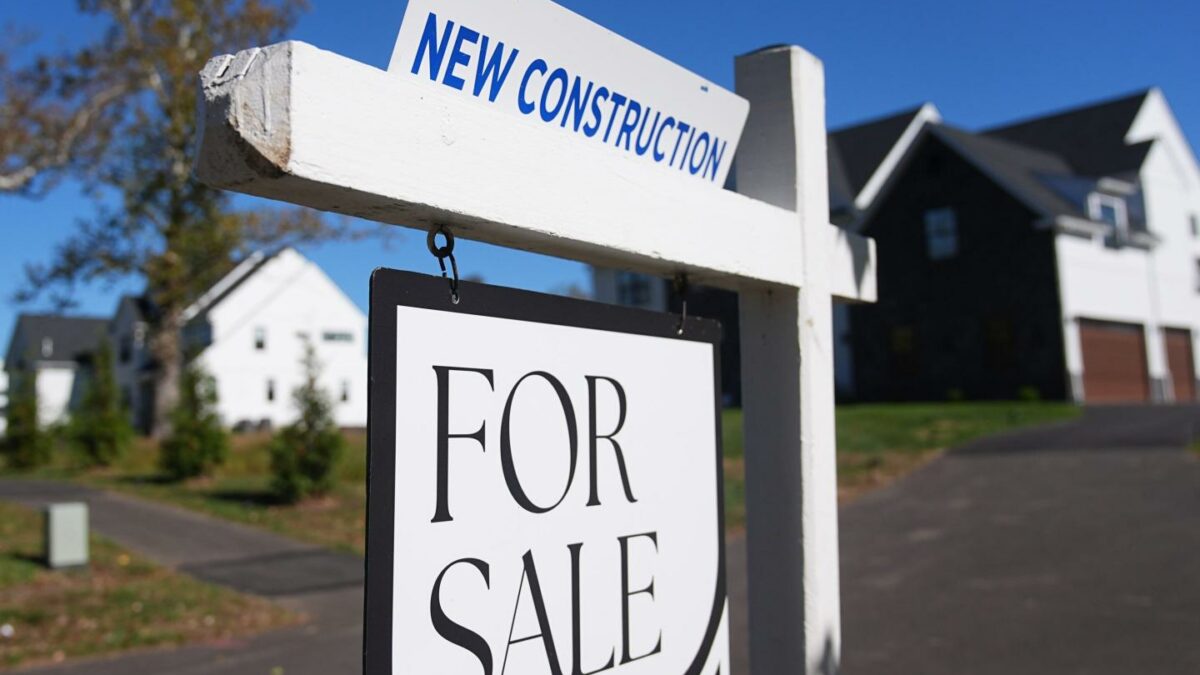 Photo of a house for sale sign