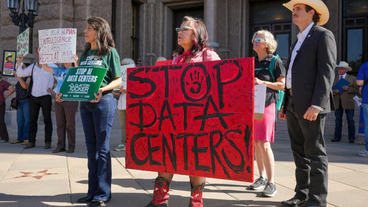 Photo of people protesting data centers in Texas
