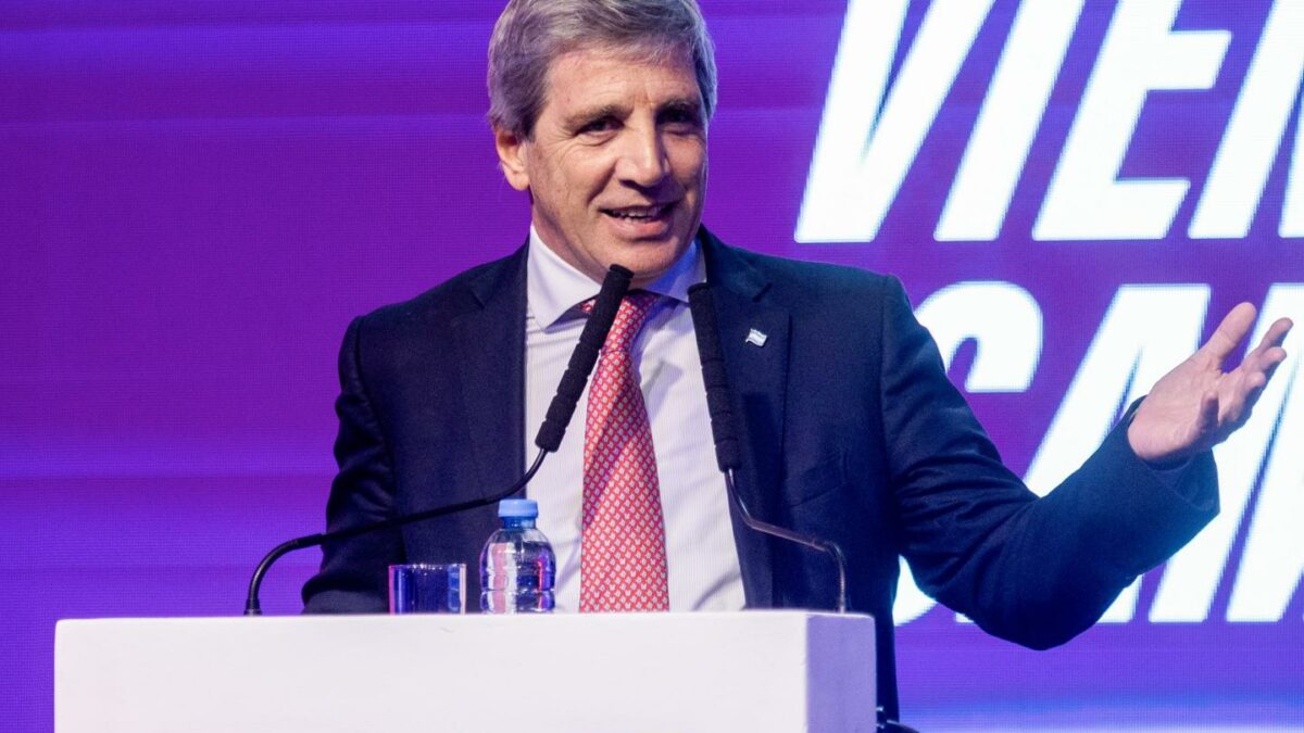 The ‘golden passport’: Argentina to offer citizenship for foreigners that make a $350,000 contribution to its treasury—or invest $800,000 in its bonds