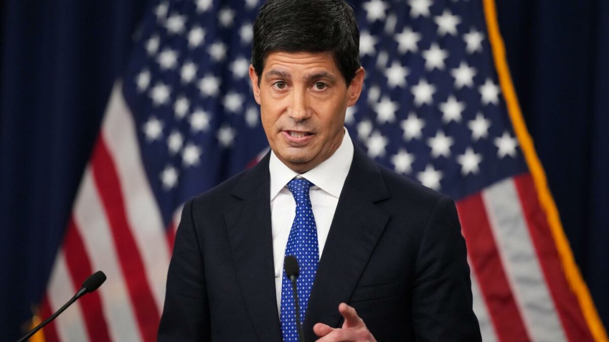 Kevin Warsh’s Fed has a rent problem: Higher rates could fuel a ‘doom loop’ in housing, top economist warns